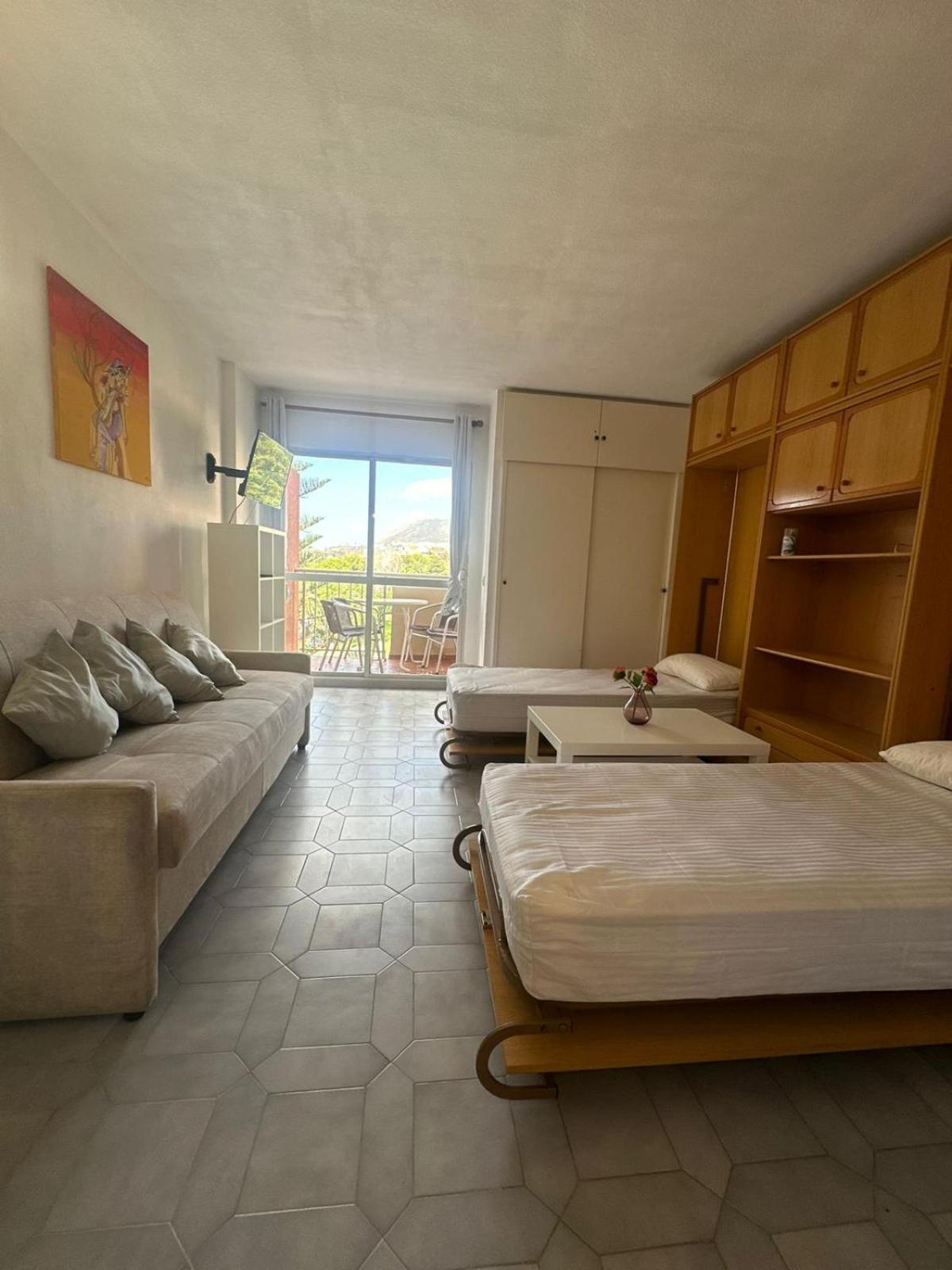 Jupiter Apartment